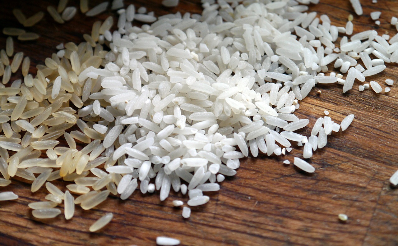 En qué se diferencian la paella, el arroz al caldero y el arroz a banda